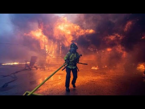 حرائق لوس أنجلس تتواصل و سكان و مشاهير هوليوود يتركون منازلهم وأملاكهم