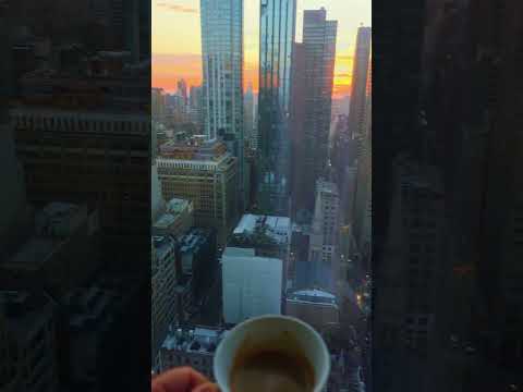 This Is How NYC Wakes Up #Shorts #TrendingNow #ViralVideo #FYP #travelvlog